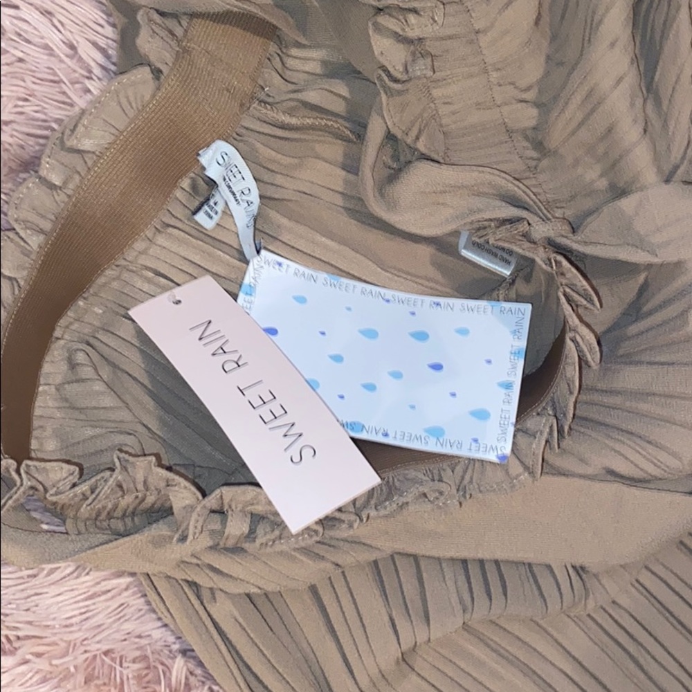 Capris pants - Picture 2 of 2
